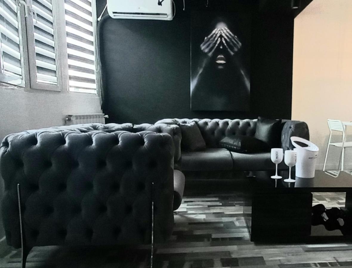 Naumovski Apartments 스코페 외부 사진