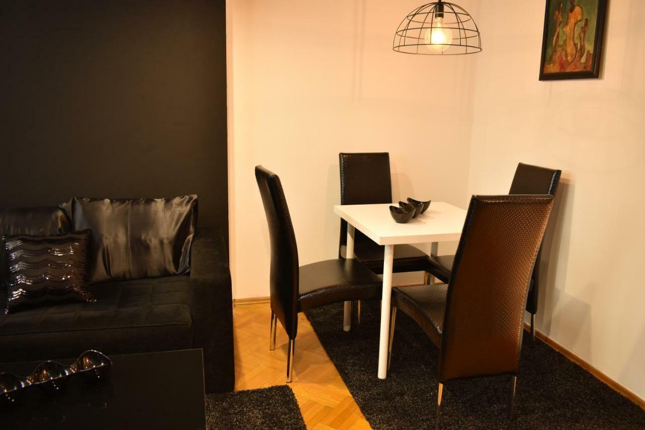 Naumovski Apartments 스코페 외부 사진