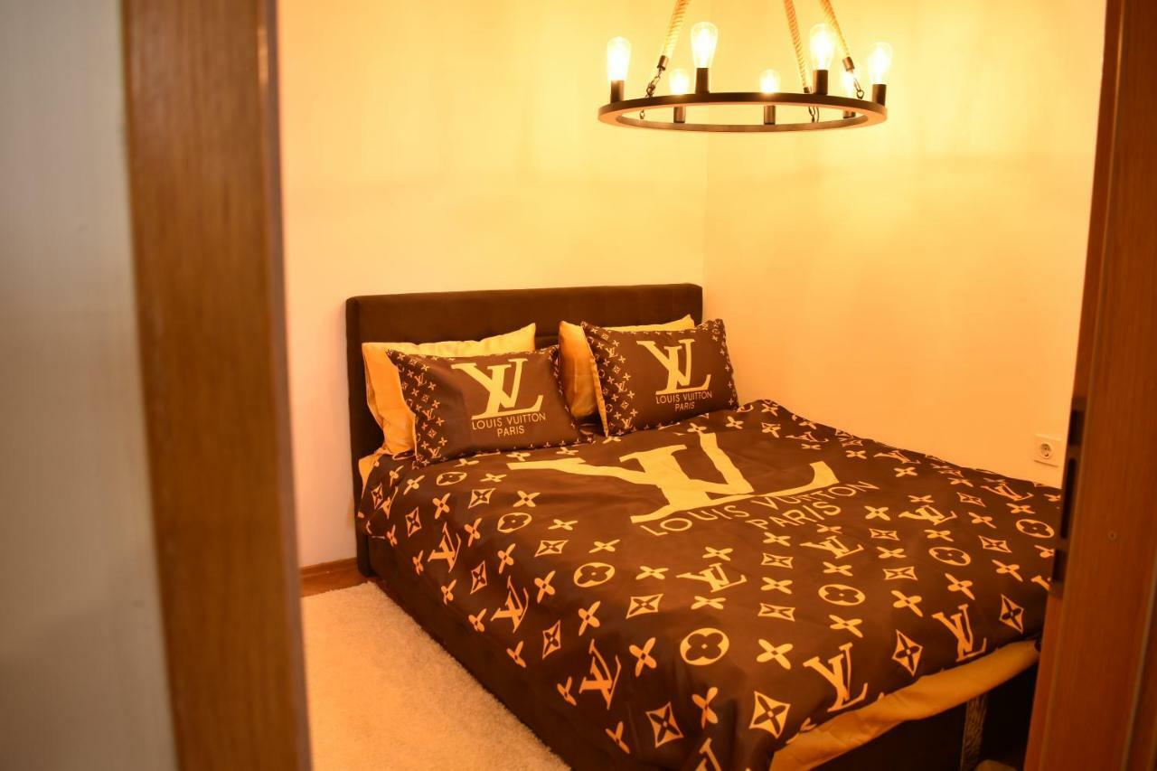Naumovski Apartments 스코페 외부 사진